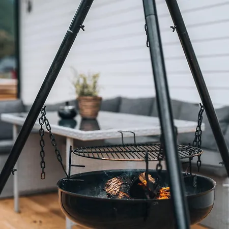 Alpan Apartments, Lyngenfjord 公寓 *