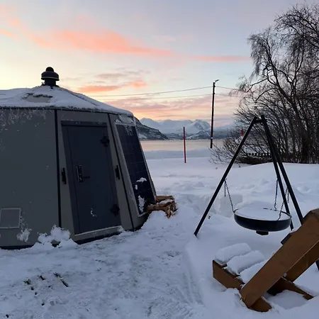 公寓 Alpan Apartments, Lyngenfjord