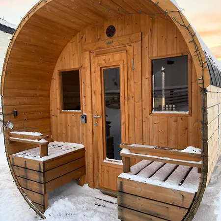 Alpan Apartments, Lyngenfjord 公寓 *