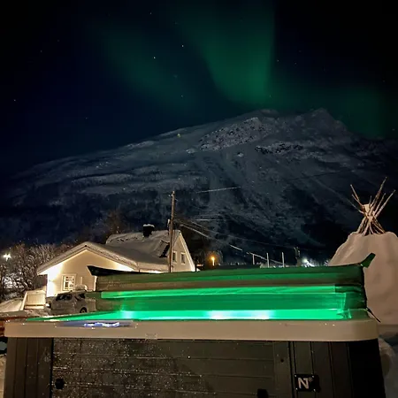Alpan Apartments, Lyngenfjord * Olderdalen